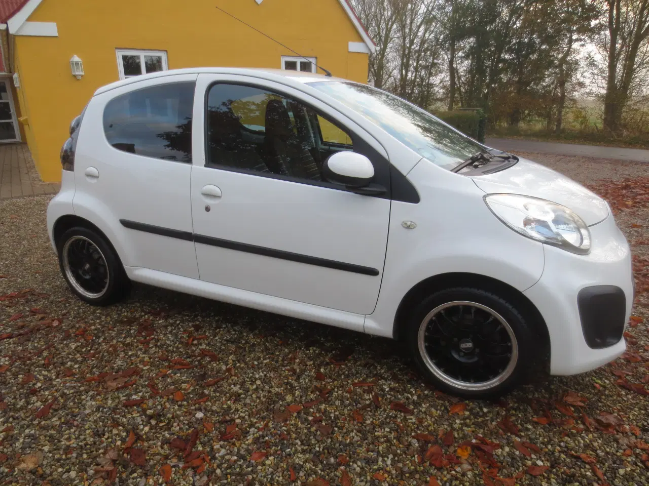 Billede 4 - Citroen C i 1.0 i Årg 2013. Nysynet. 