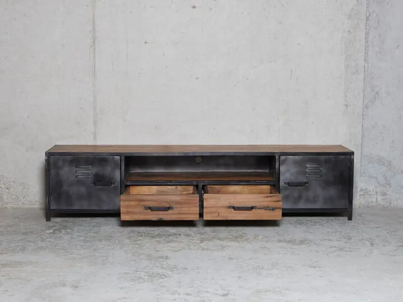 Billede 4 - Nyt Tv bord 200 Train