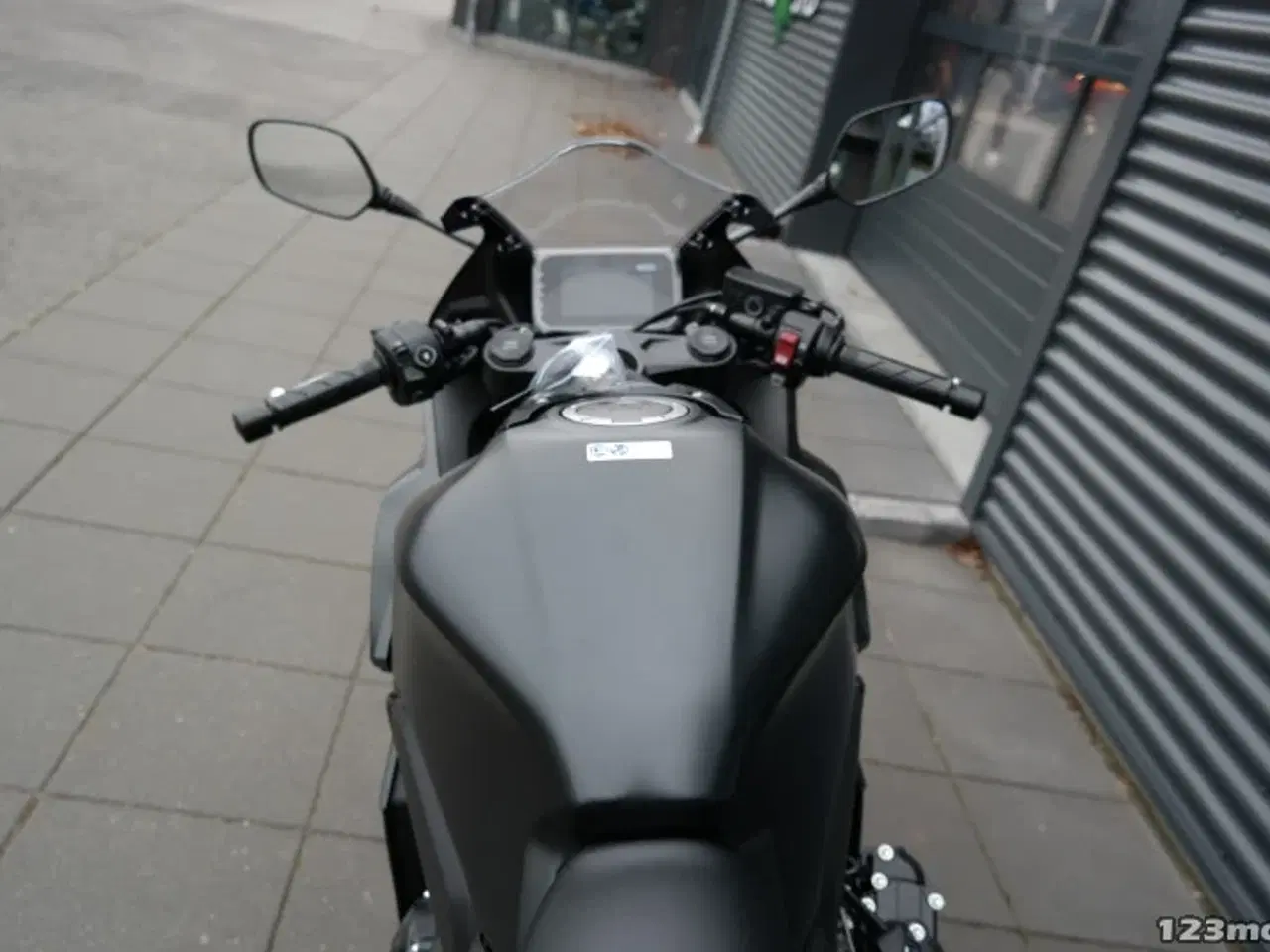 Billede 21 - Honda CBR 650 R E-Clutch MC-SYD       BYTTER GERNE