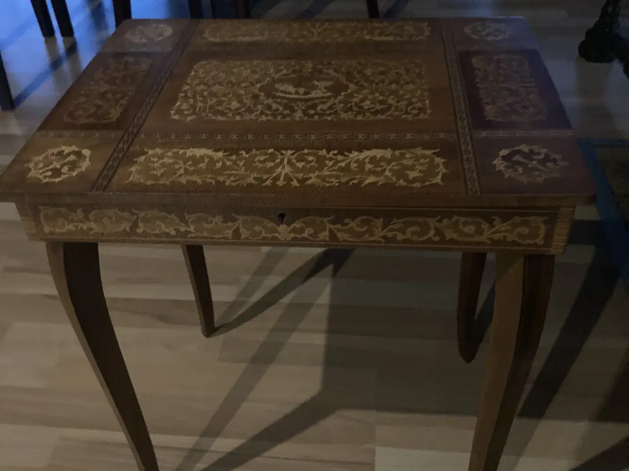 Billede 3 - Italiensk musik bord