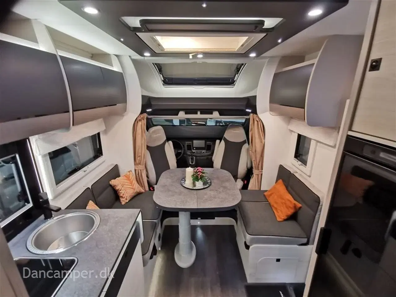 Billede 21 - 2024 - Chausson Titanium 777GA ULTIMATE   KOMISSIONSBIL! Enkeltsenge, lounge, siddegruppe, opredning i siddegruppen. 170HK Aut, markise, solceller mmm
