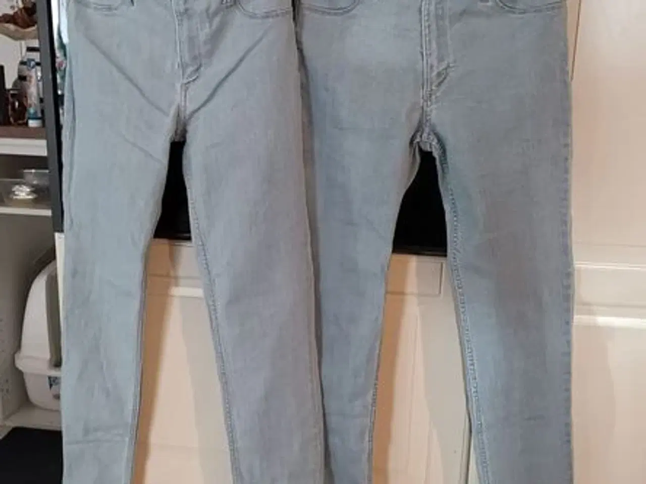 Billede 1 - 2 stk Denim Jeans /cowboybukser str 146