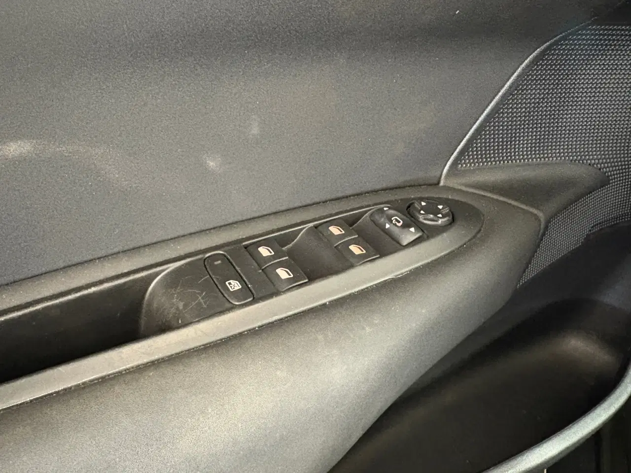 Billede 11 - Citroën C4 1,6 HDI Attraction 90HK 5d