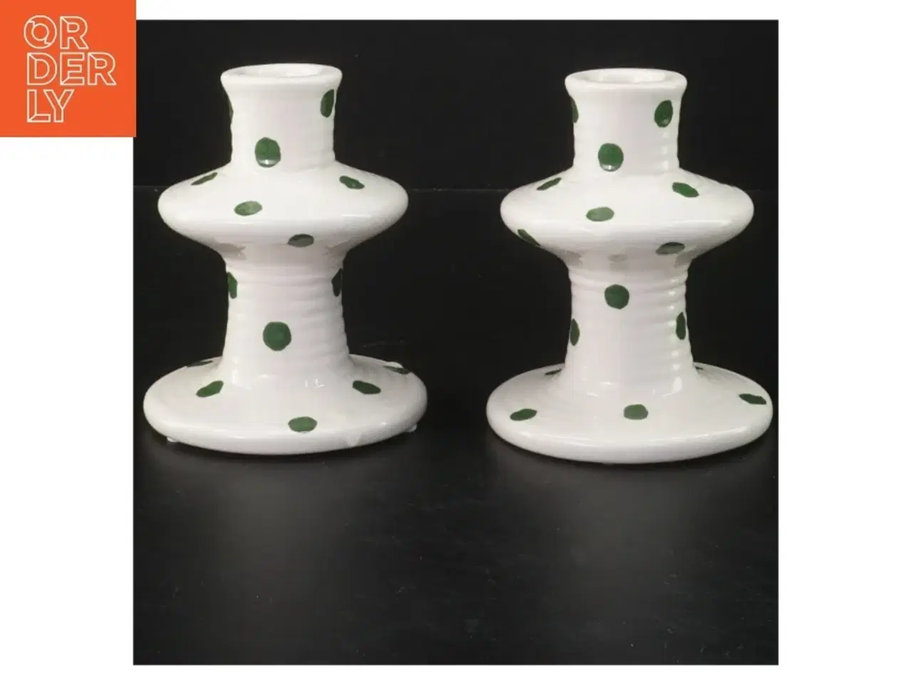 Billede 1 - Keramik lysestager i hvid med grønne prikker (str. 11,5 cm)