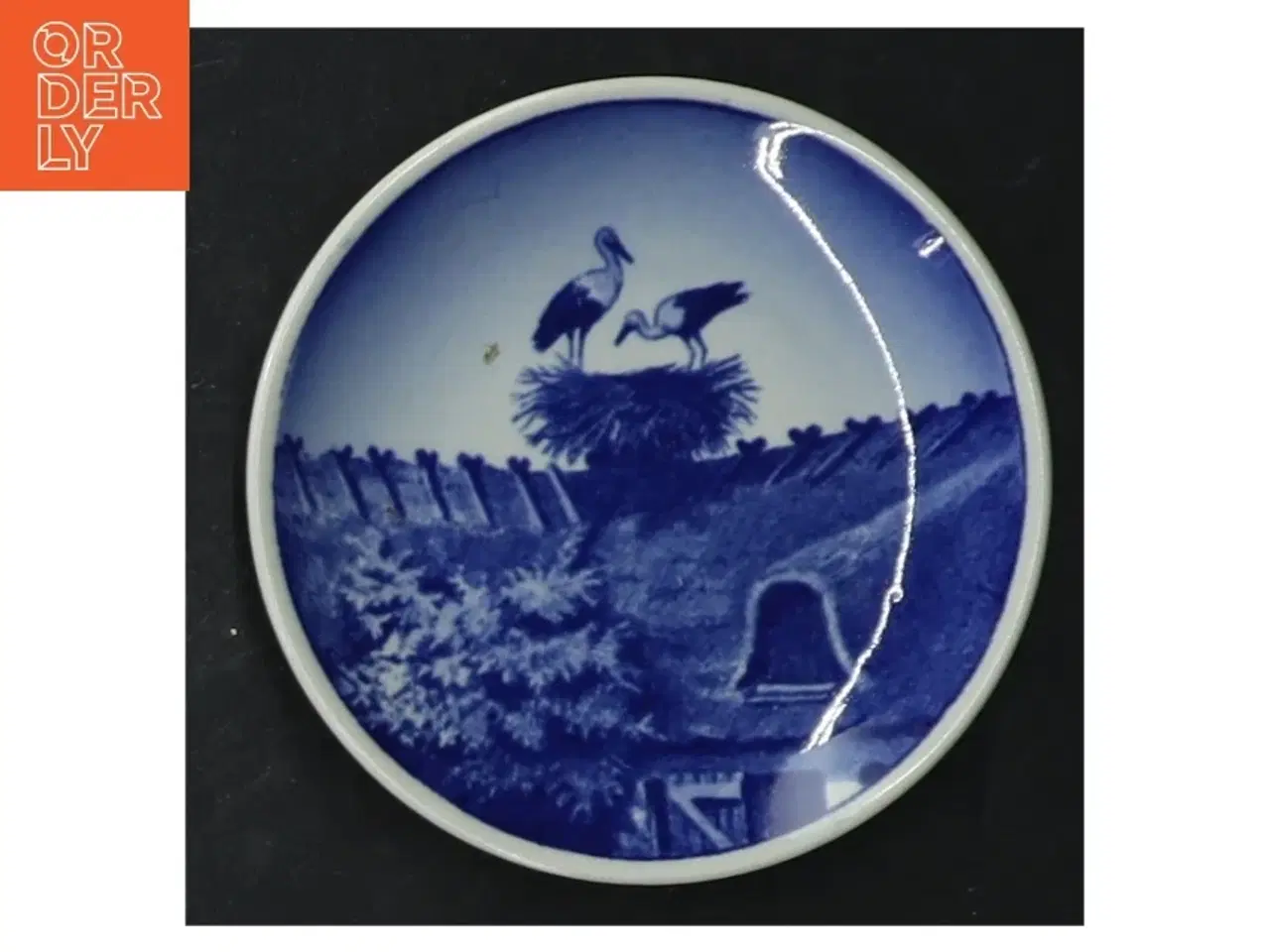 Billede 4 - Blå og hvid porcelænsvægplatter (str. Ø 8 cm. 6 styk)
