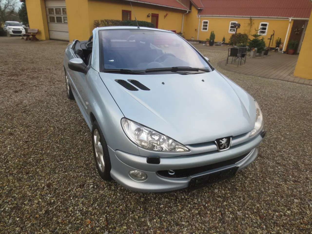 Billede 2 - Peugeot 206 1.6 i  Cab Nysynet. 