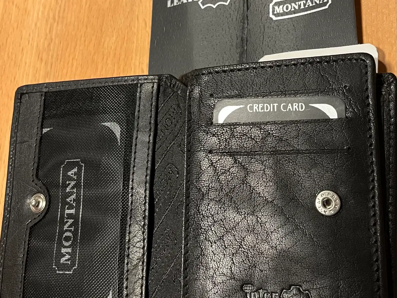 Billede 2 - “Montana” sort læderpung