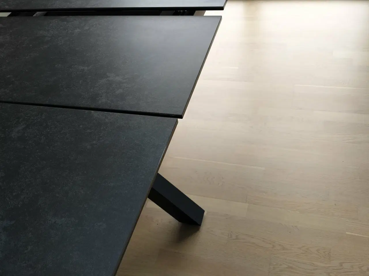 Billede 3 - Spisebord Heaven med udstræk sort