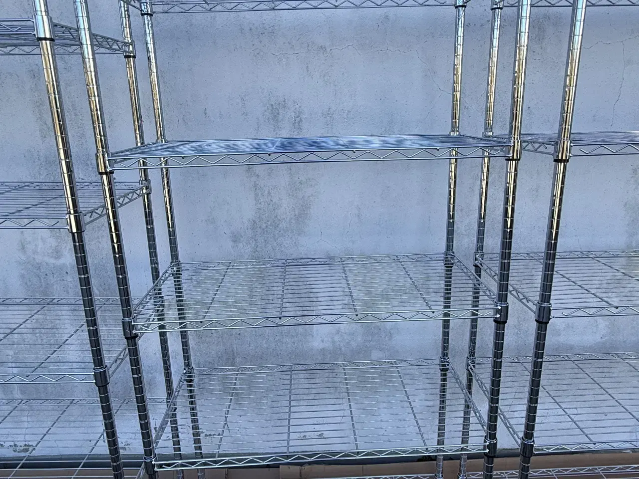 Billede 5 - 3 stk. VINDINGE Reol 6 hylder krom