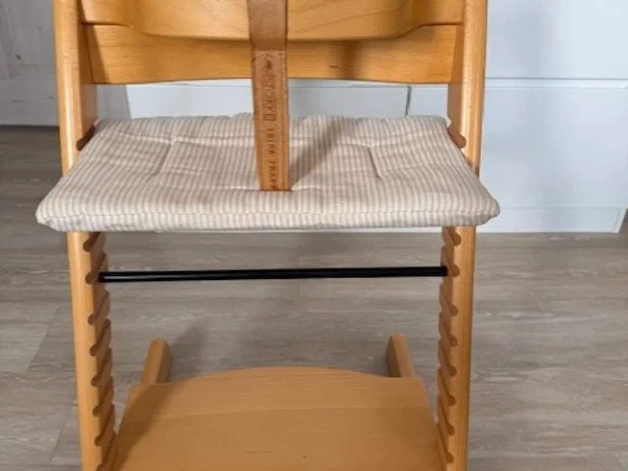 Billede 1 - Trip Trap Højstol NY MODEL i Massiv Bøg Natur.