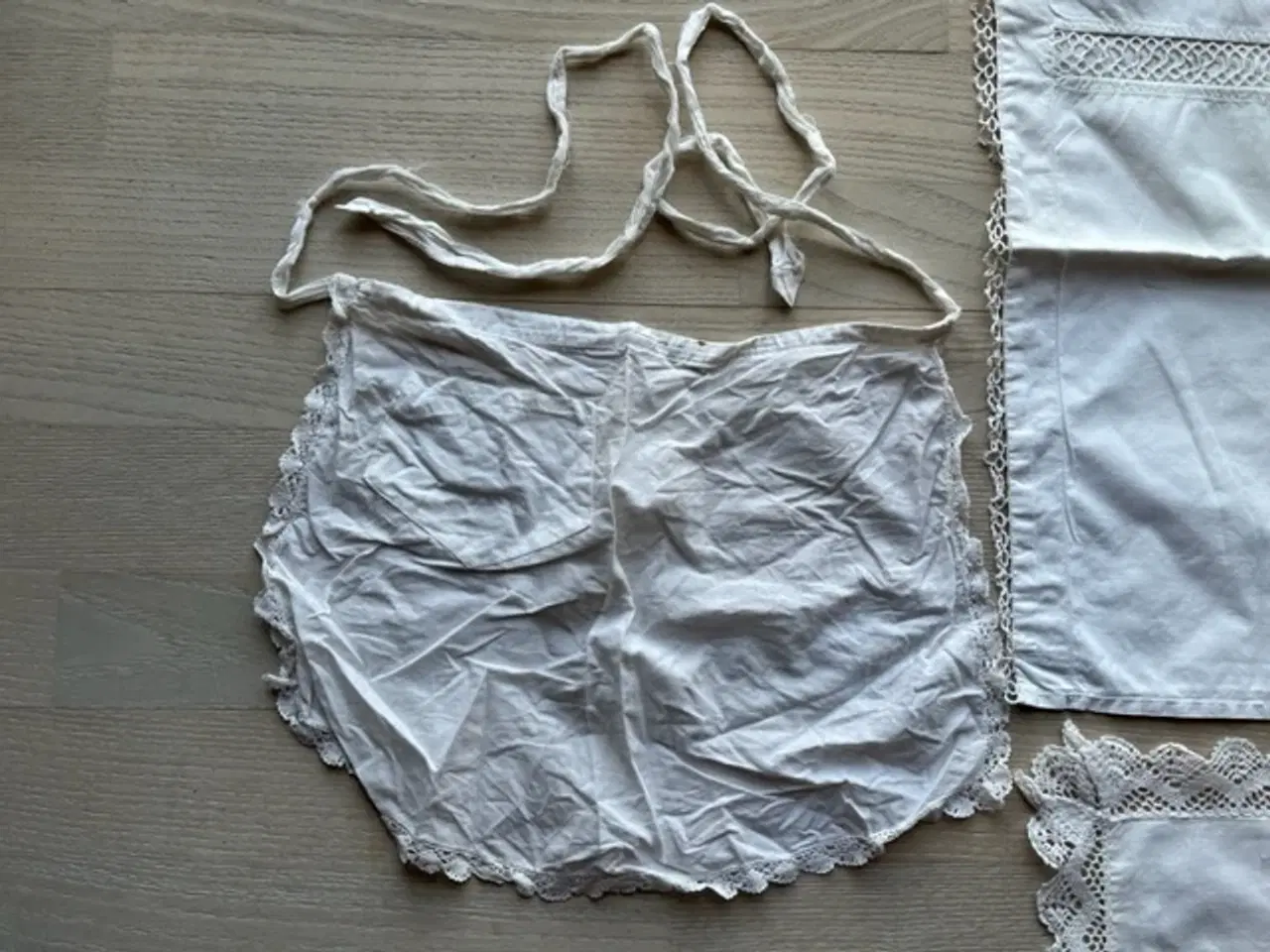 Billede 6 - Gammelt broderi