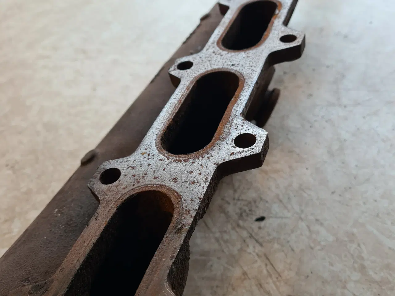 Billede 3 - Brugt Manifold  Mercedes  124  2,5 D