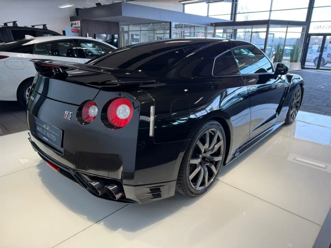 Billede 4 - Nissan GT-R 3,8 V6 Black Edition aut.