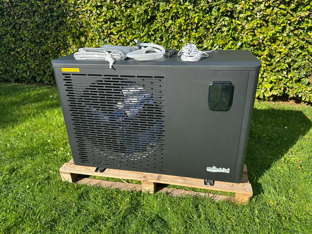 Billede 2 - Swim and Fun 13,5 kW Inverter Varmepumpe