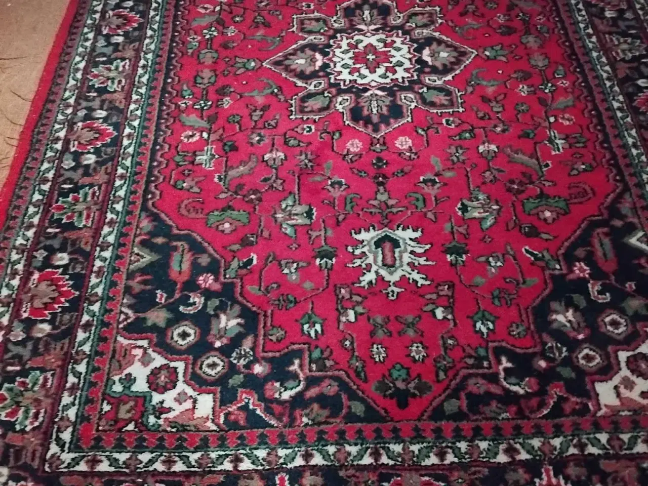 Billede 1 - Indisk håndknyttet tæppe 203x304