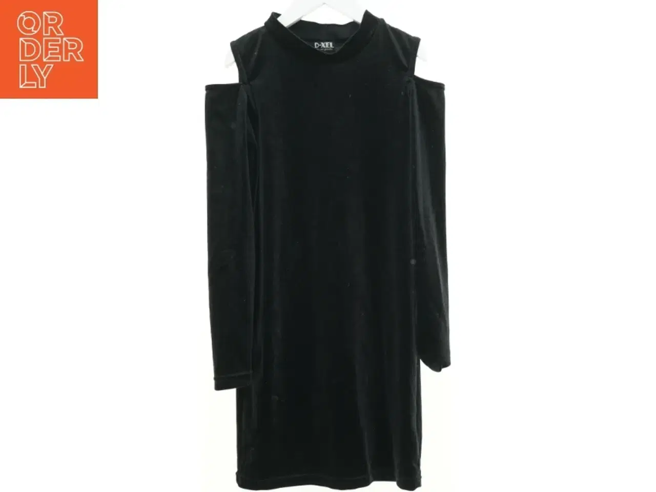 Billede 2 - Kjole fra D-XEL (str. 140 cm)