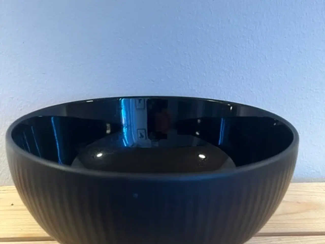 Billede 1 - Royal Copenhagen Sort Riflet skål nr. 455