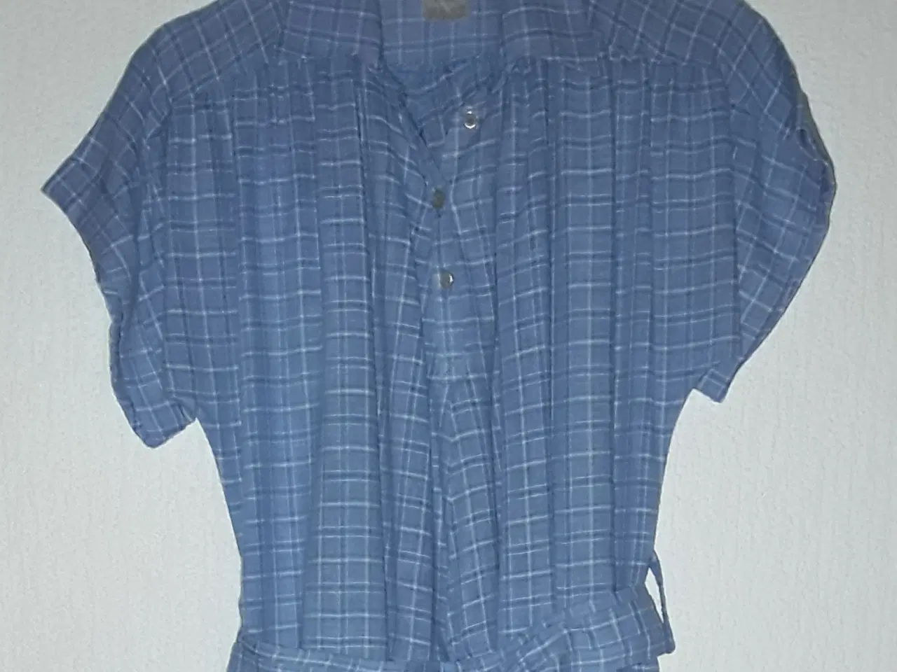 Billede 1 - Kjole str. 38 mrk Cirell