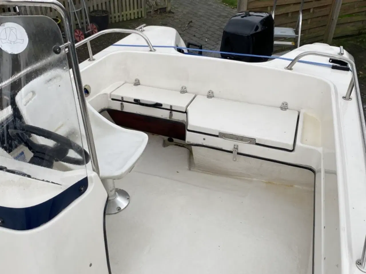 Billede 6 - Styrepultjolle Uttern 51A påhængsmotor Mercury EFI