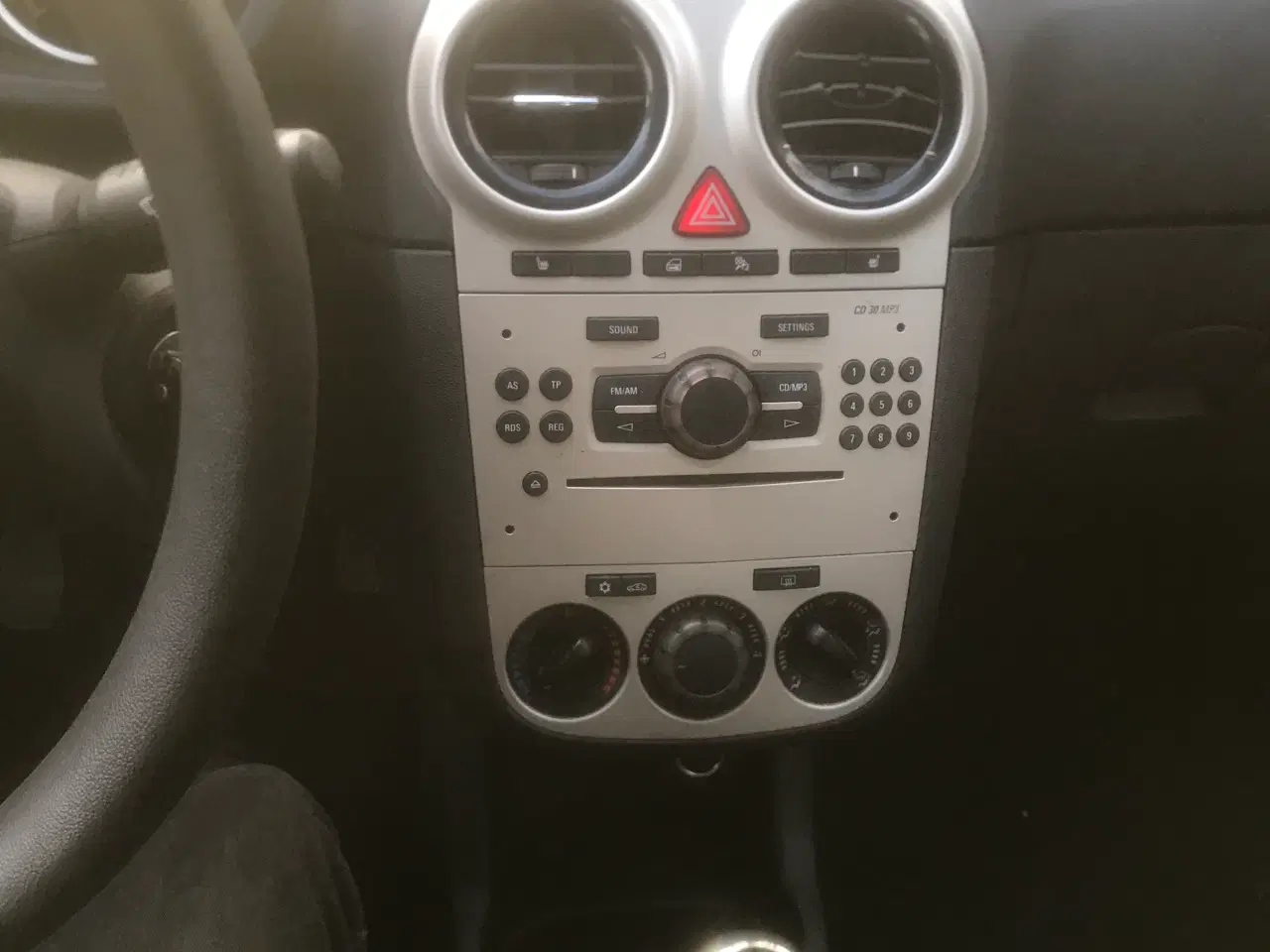 Billede 10 - Næsten ny syn   Opel Corsa 1.3  2009   Km kun. 155