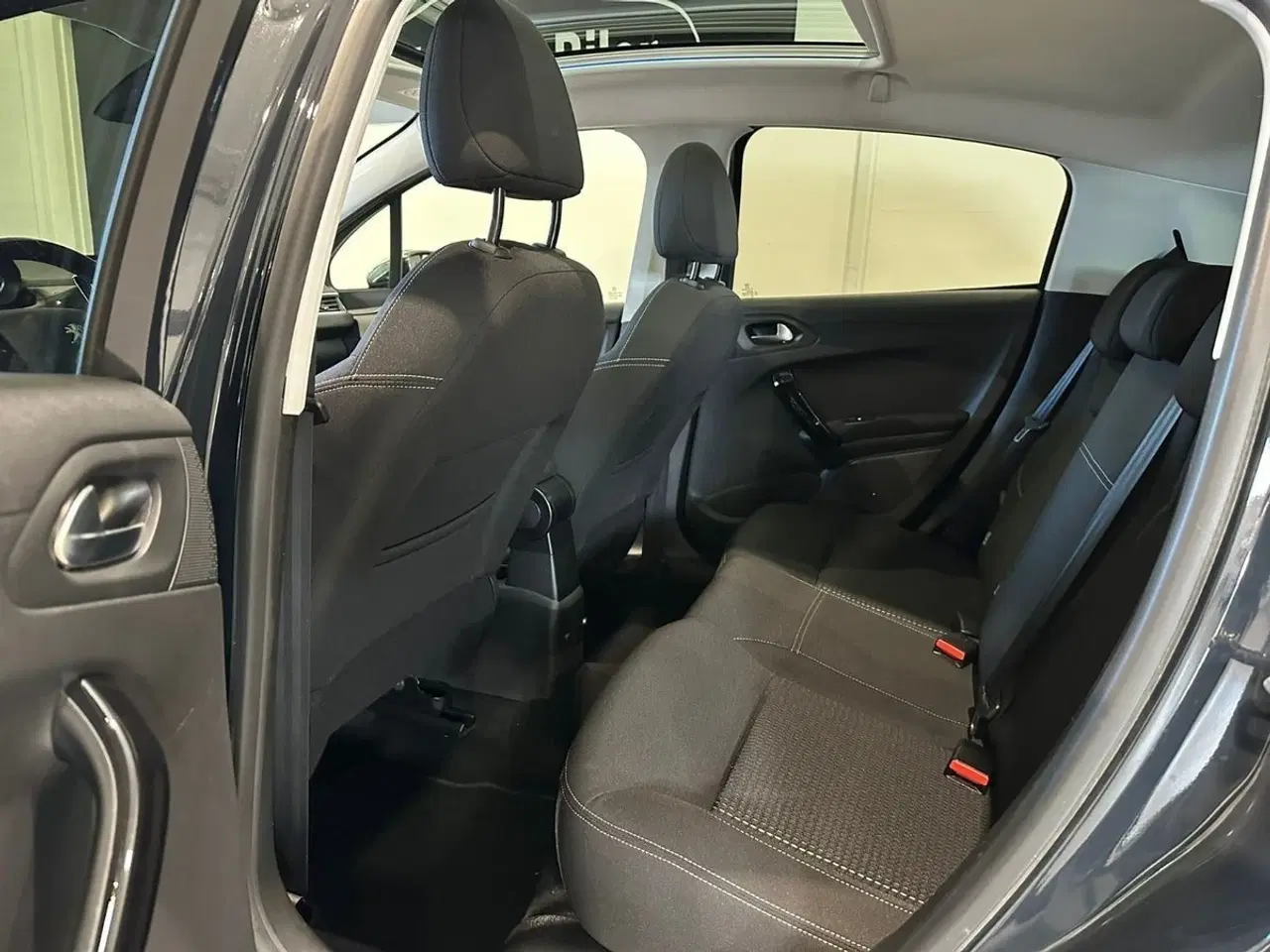 Billede 9 - Peugeot 208 1,2 e-THP 110 Allure