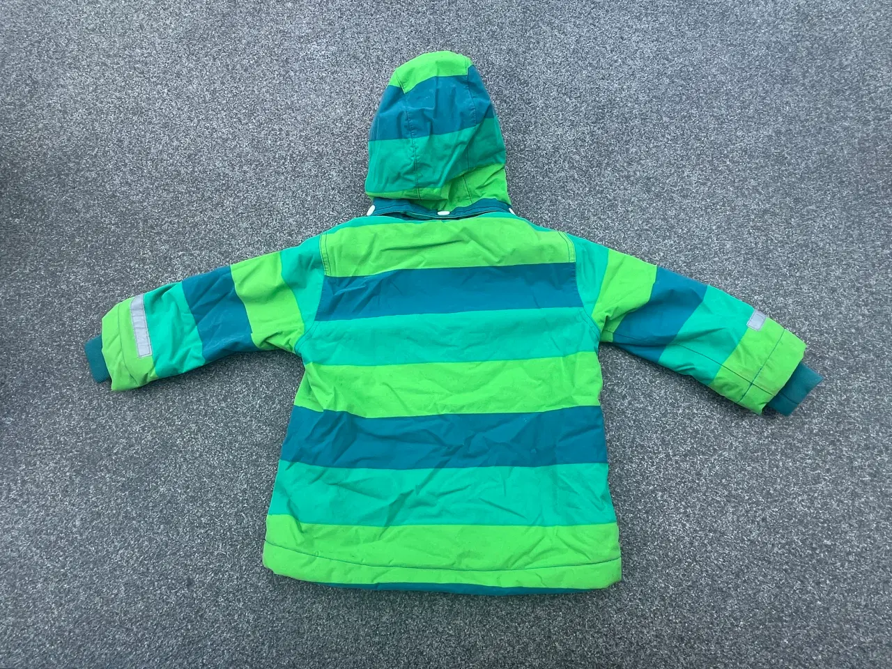 Billede 3 - Velholdt Danefæ vinterjakke str. 1 1/2 år