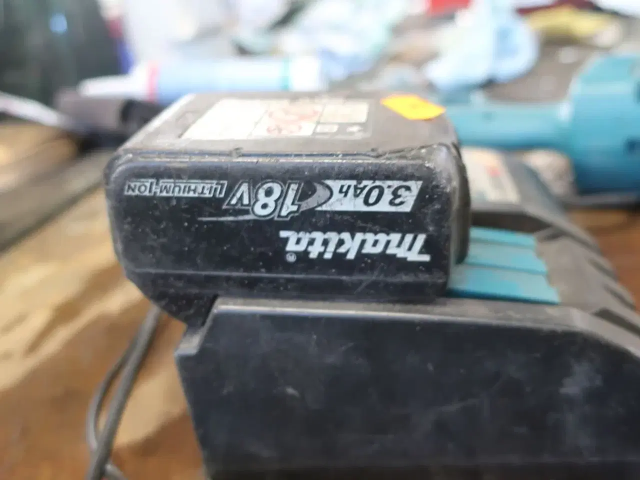 Billede 6 - Akku blindnittepistol MAKITA DRV150 med 2 stk. batterier og lader