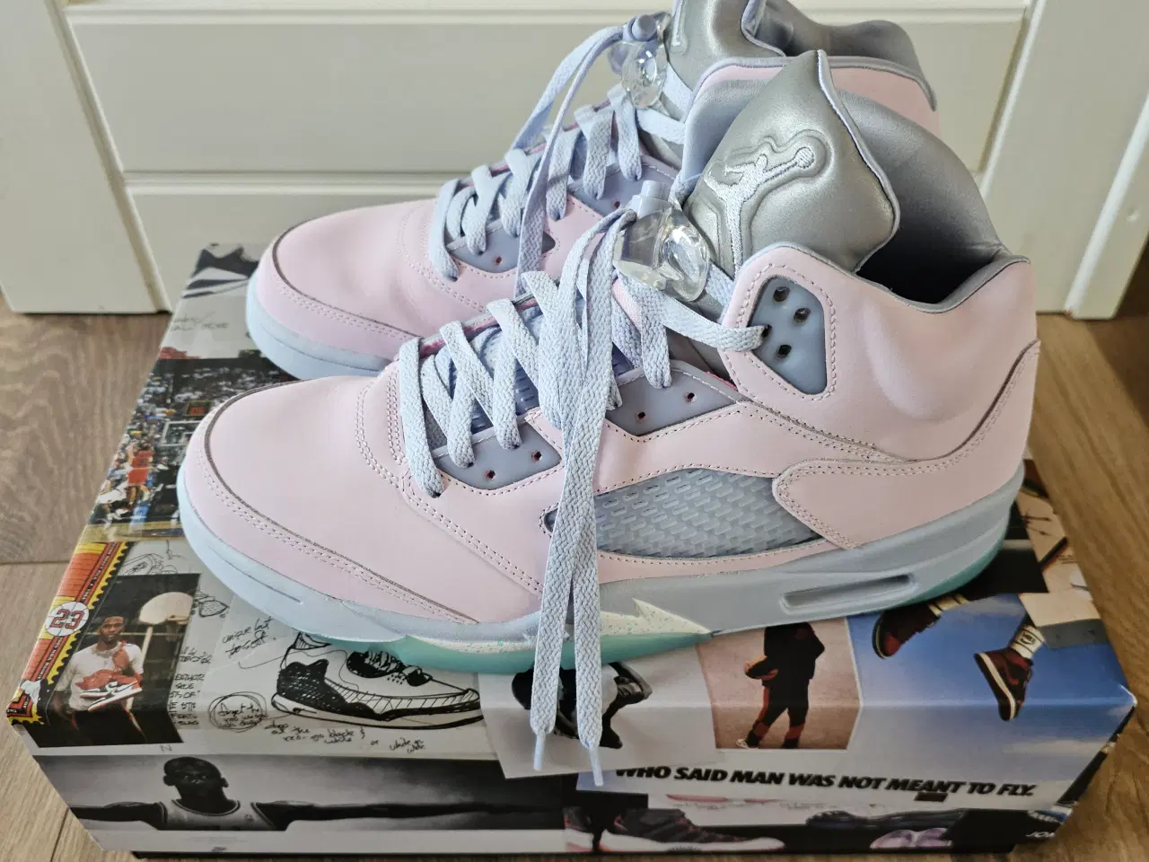 Billede 2 - Air Jordan 5 Retro Regal Pink – Perfekt stand!