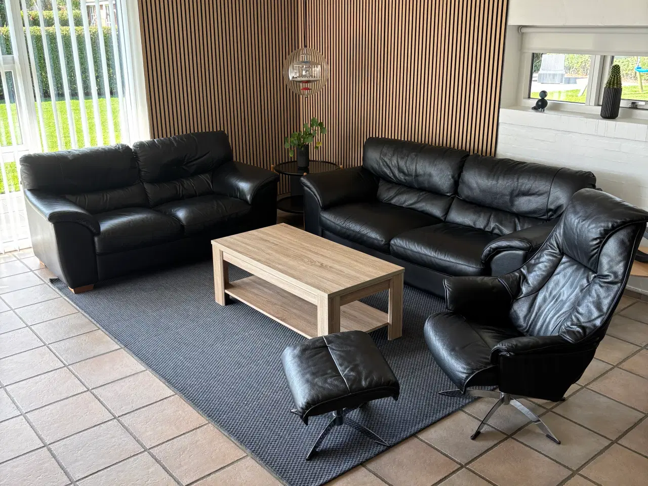 Billede 1 - Hjort Knudsen Sofaer & Lænestol i Sort Læder