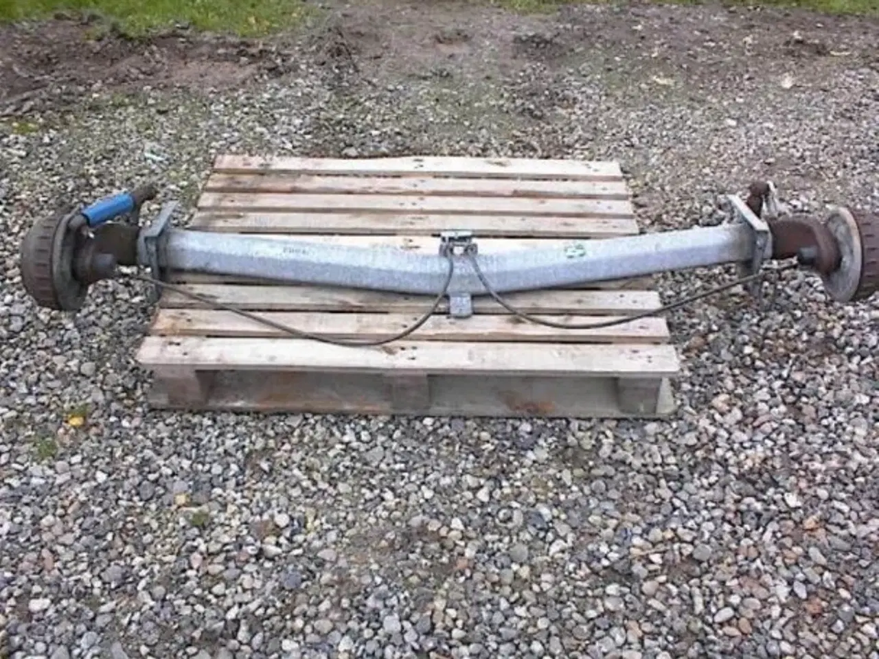 Billede 1 - Alko Aksel 1300 Kg.