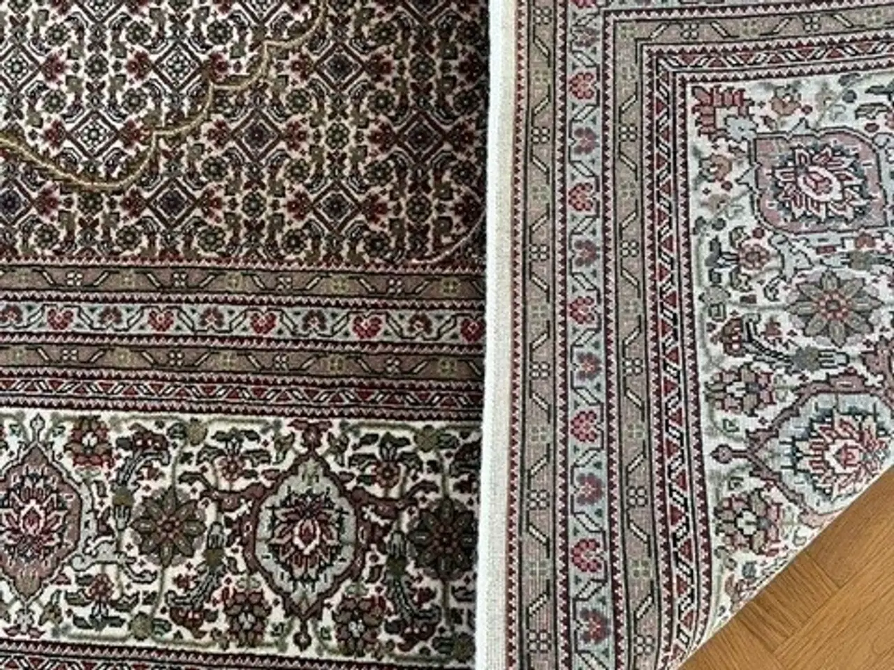 Billede 6 - Ægte tæppe i flotte farver og nuancer