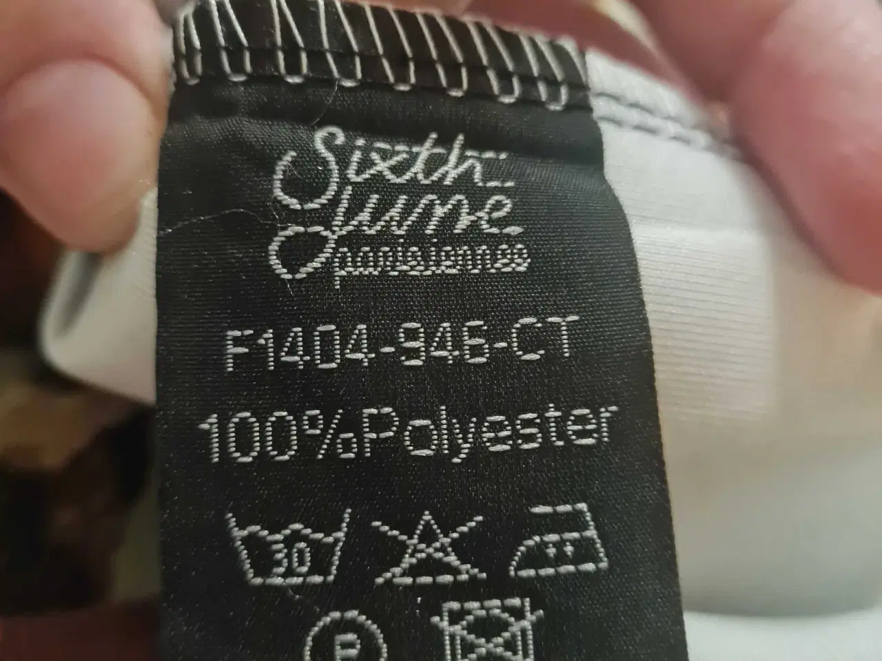 Billede 9 - Ny kjole str M fra Sixth June 