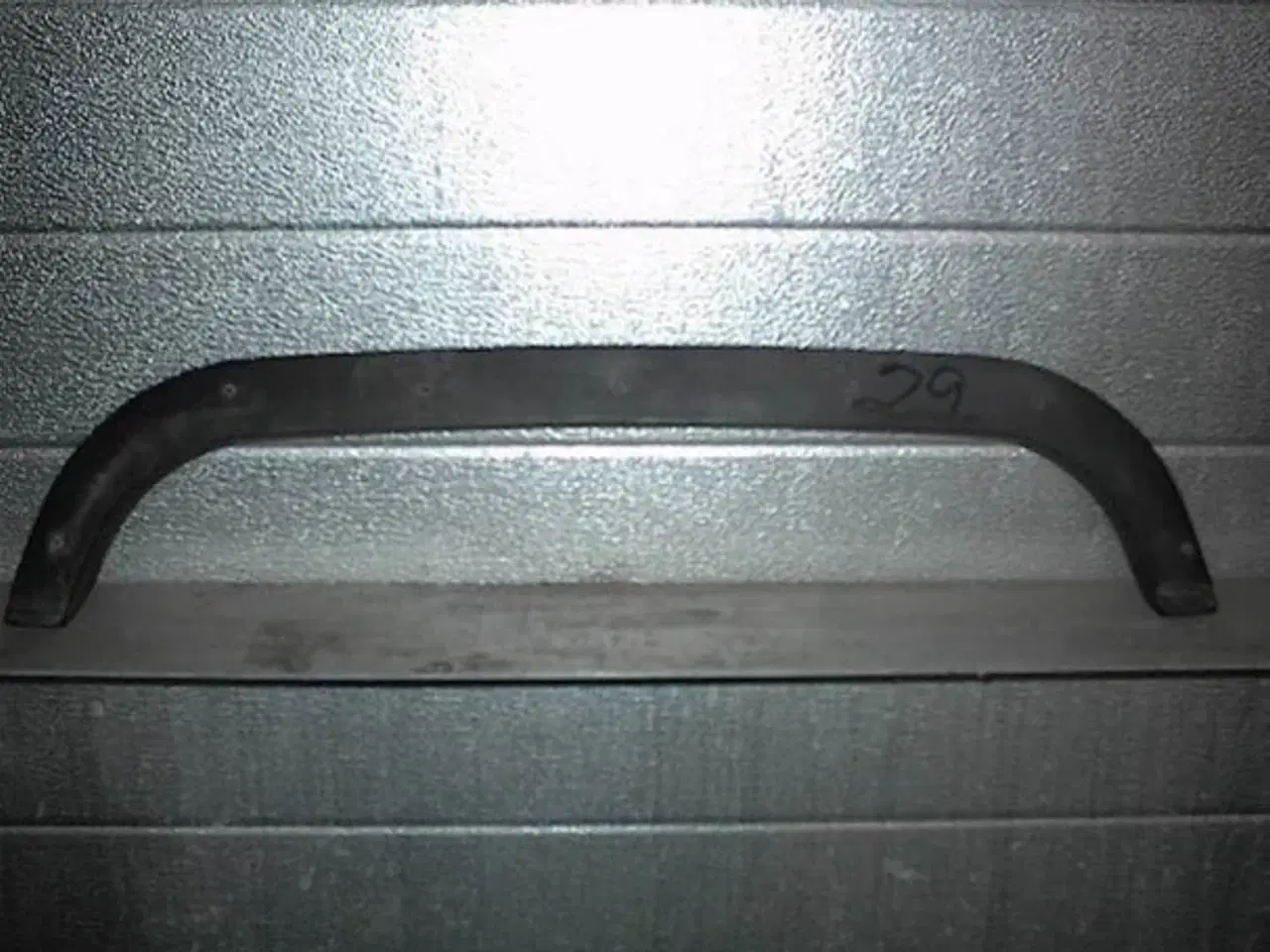 Billede 2 - Skærmkant til Campingvogn