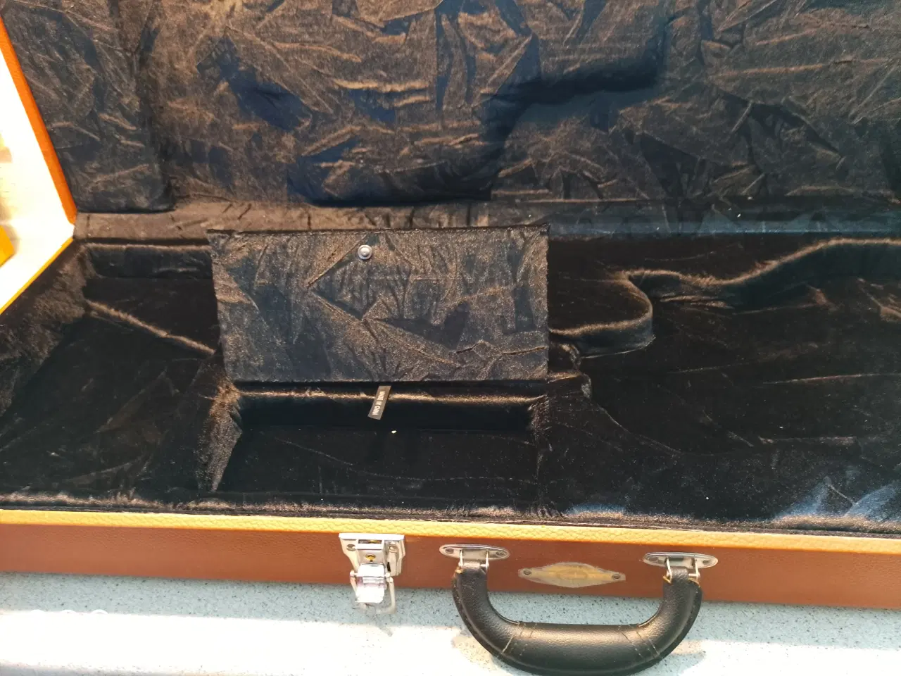 Billede 4 - El-guitar case Tailor