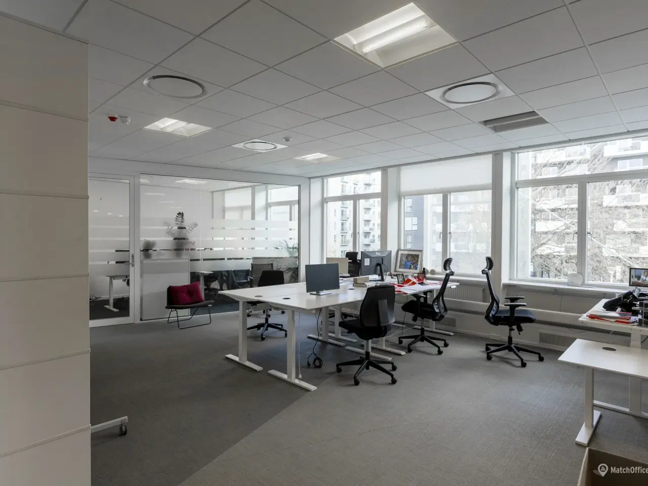 Billede 8 - Effektivt kontor med fælles kantine