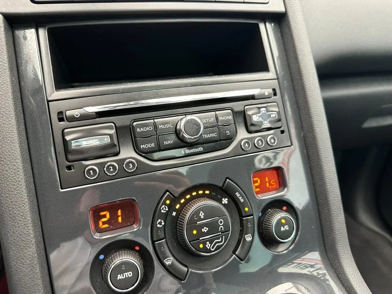 Billede 9 - Peugeot 5008 1,6 BlueHDi 120 Allure 7prs