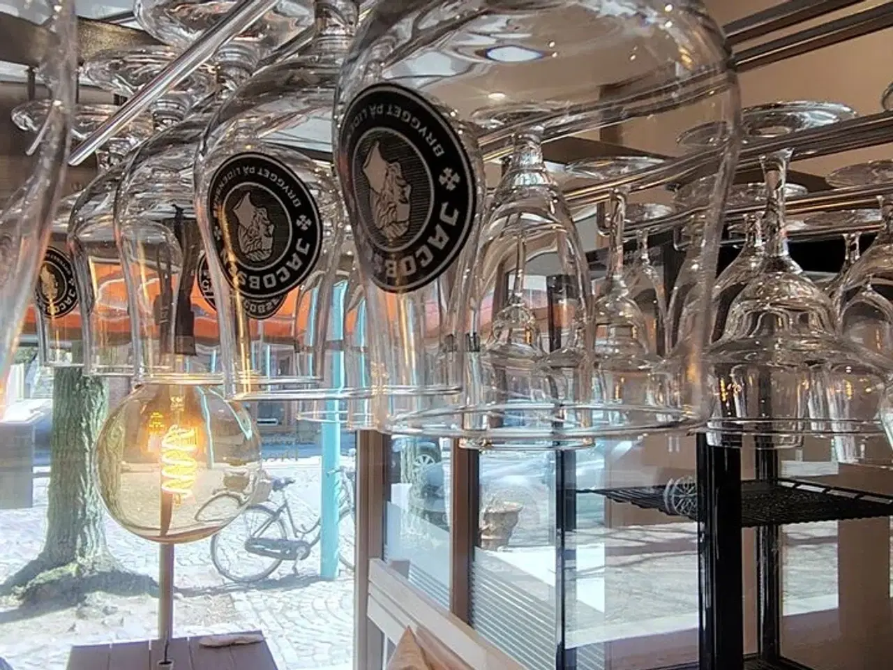 Billede 3 - Stort parti glas i baren