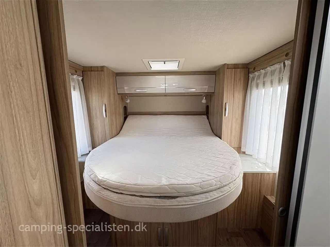 Billede 13 - 2018 - Hymer Tramp CL 698 60 Years Edition   Hymer Tramp CL 698 2018 - Se den nu hos Camping-Specialisten.dk