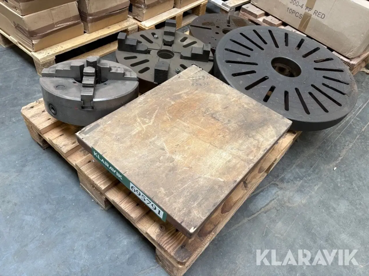 Billede 1 - Udstyr til drejebænk