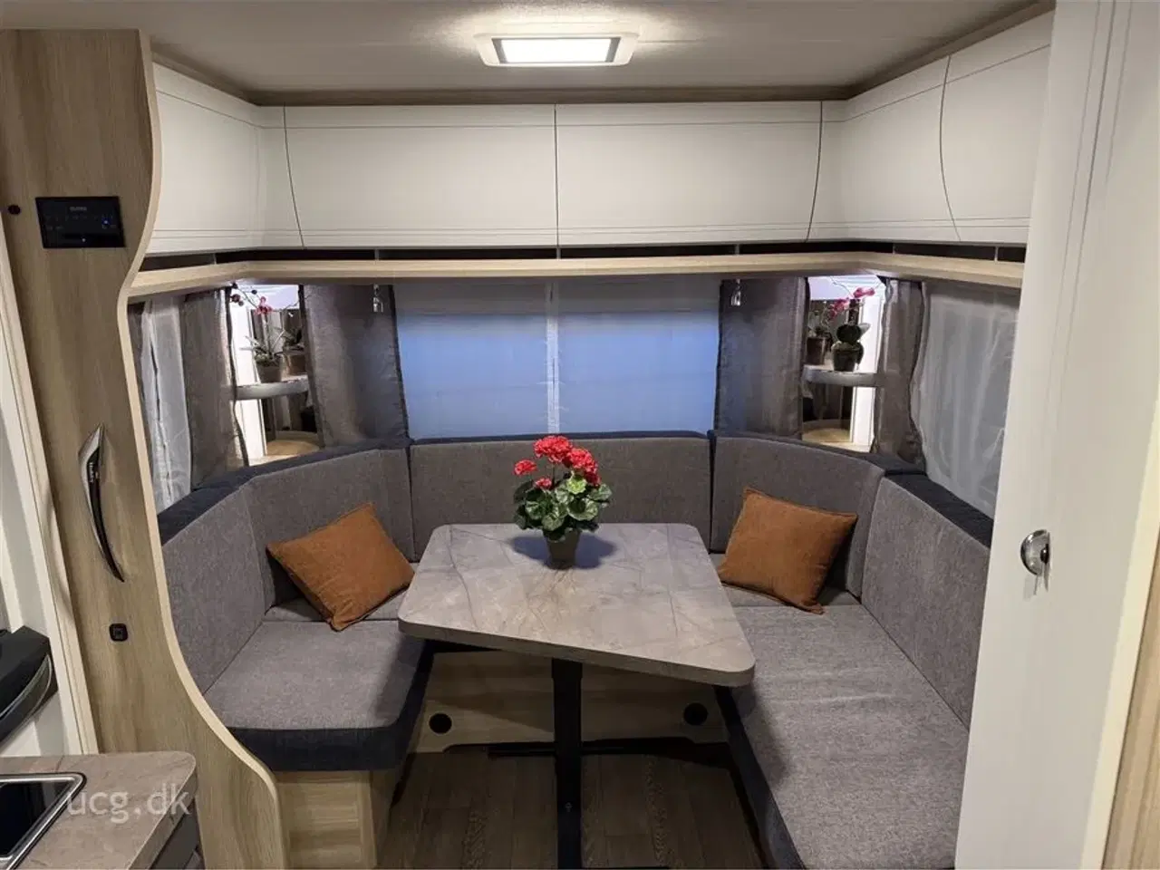 Billede 6 - 2026 - Hobby De Luxe 495 UL Prisen er inkl. klargøring, gastest, fugttest, syn og nummerplade.