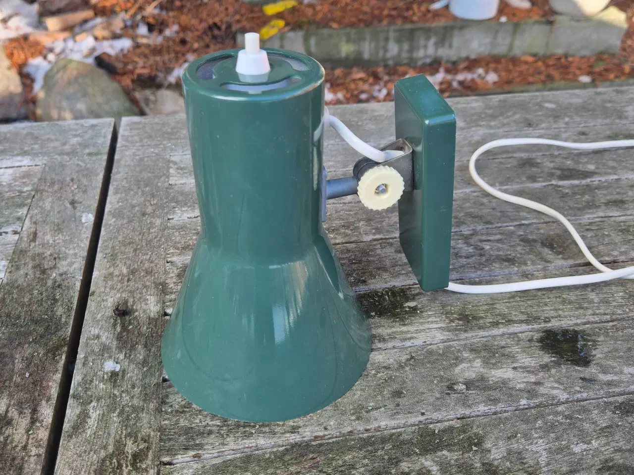 Billede 13 - To forskellige, men matchende grønne væglamper