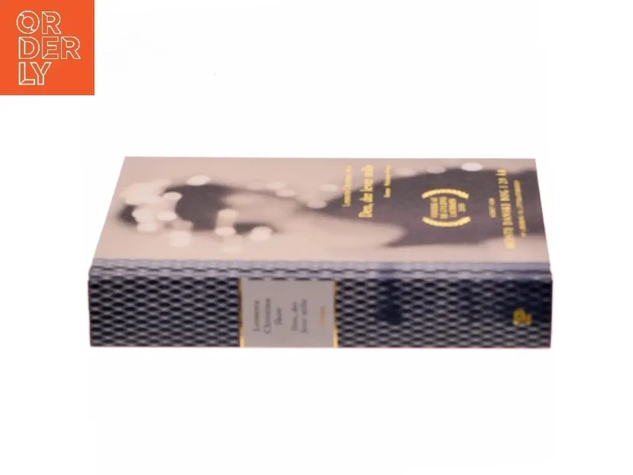 Billede 2 - Den, der lever stille af Leonora Christina Skov (Bog)