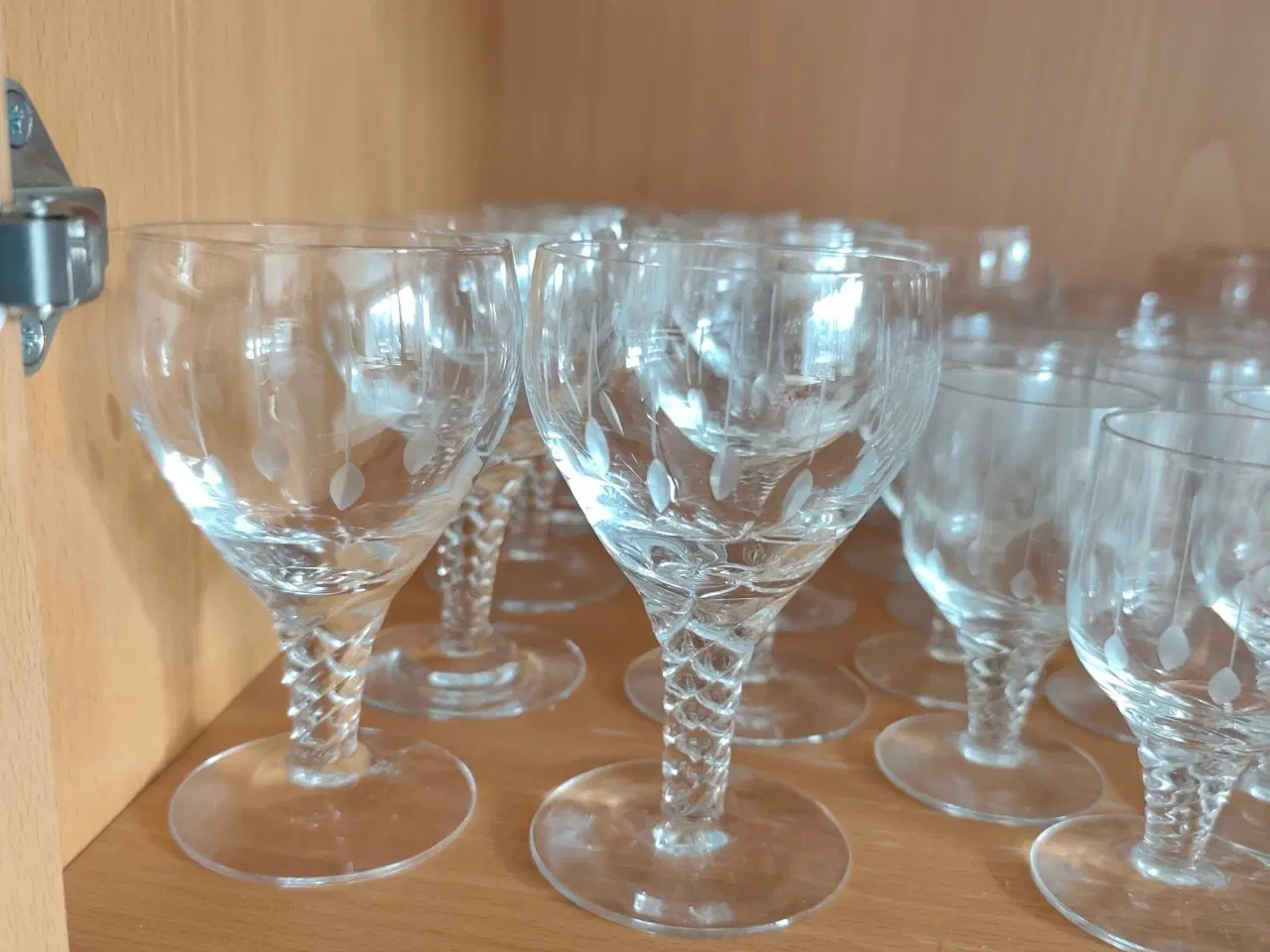 Billede 4 - Holmegaard Minerva blandede glas 108 stk