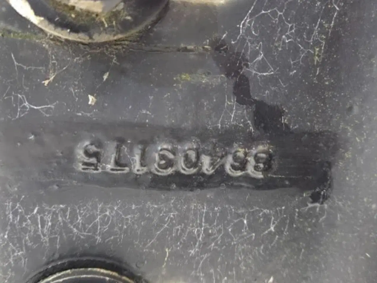 Billede 11 - New Holland T8 Frontvægt Kit 719665006