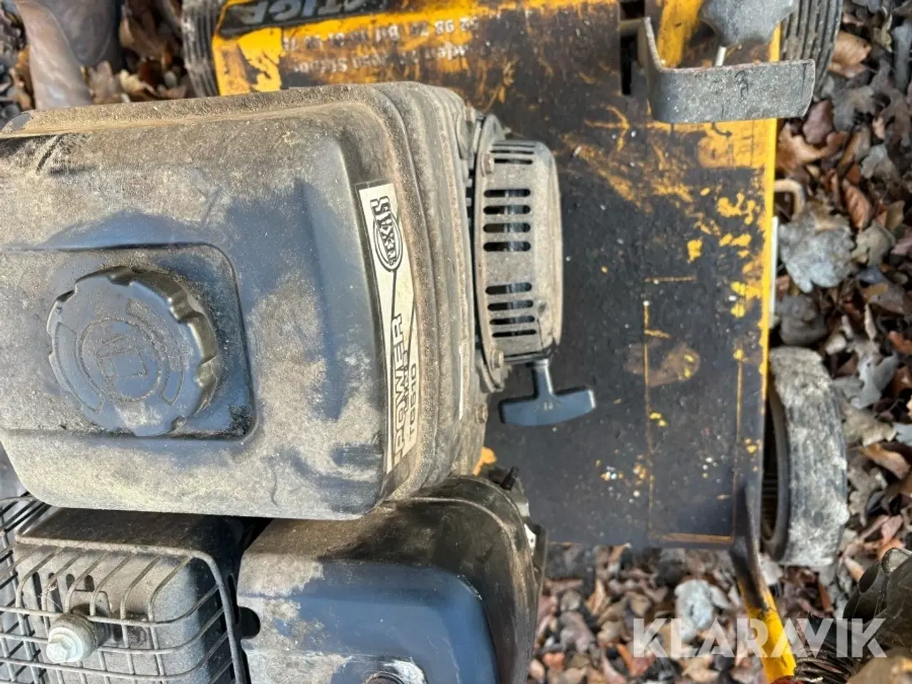 Billede 8 - Vertikalskærer, hækkeklipper og kost Stiga/Stihl VBF-40 og HS 82 RC