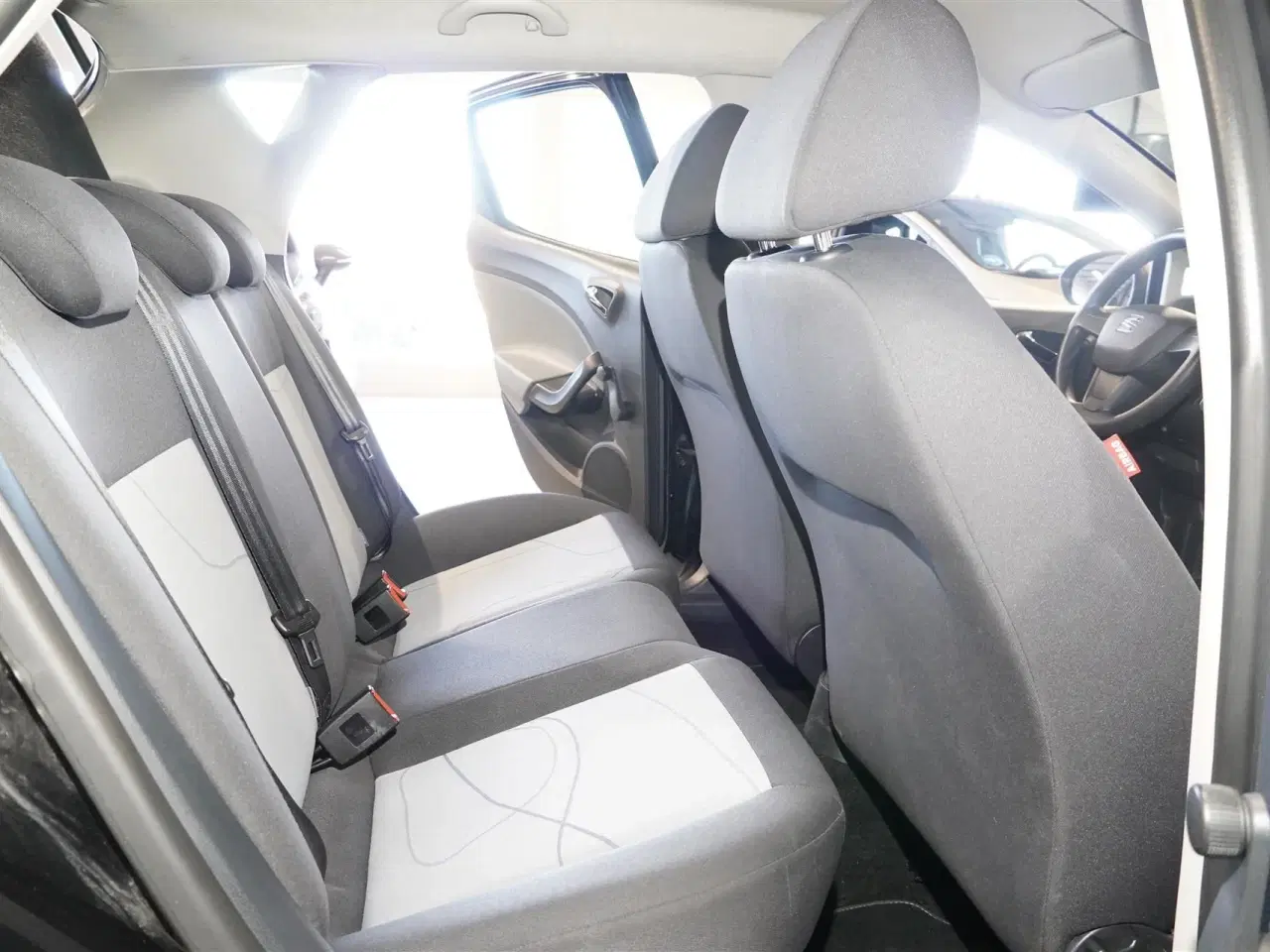Billede 11 - Seat Ibiza 1,2 MPI Reference 70HK 5d