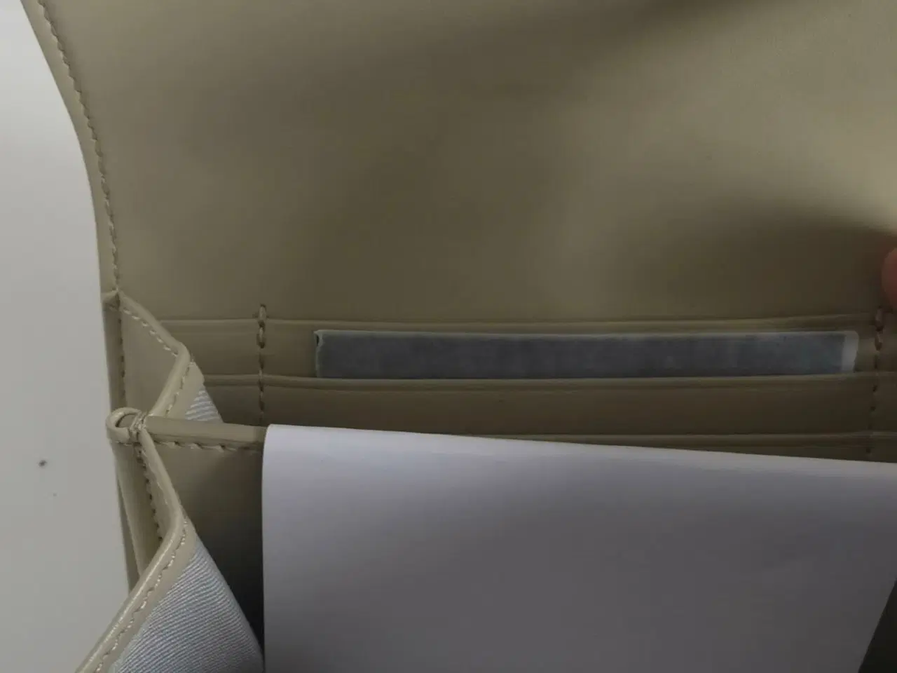 Billede 4 - KARL LAGERFELD TEGNEBOG I DEEP TEA GREEN NY/UBRUGT