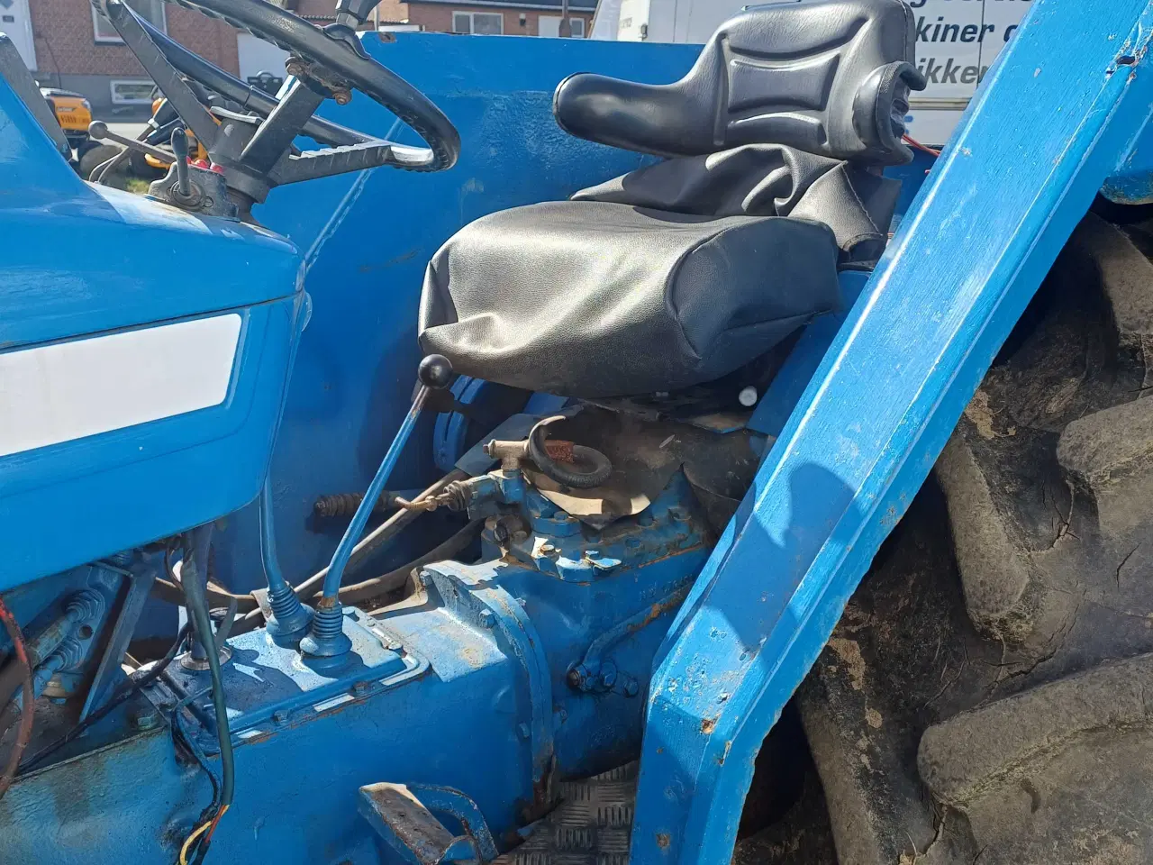 Billede 7 - Traktor med frontlæsser 