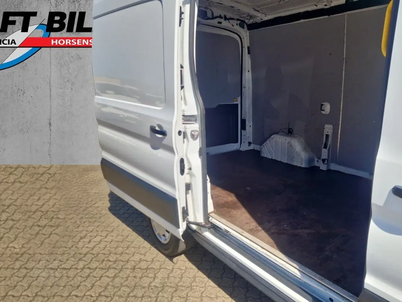 Billede 10 - Ford Transit 350 L2 Van 2,0 TDCi 130 Trend H2 FWD