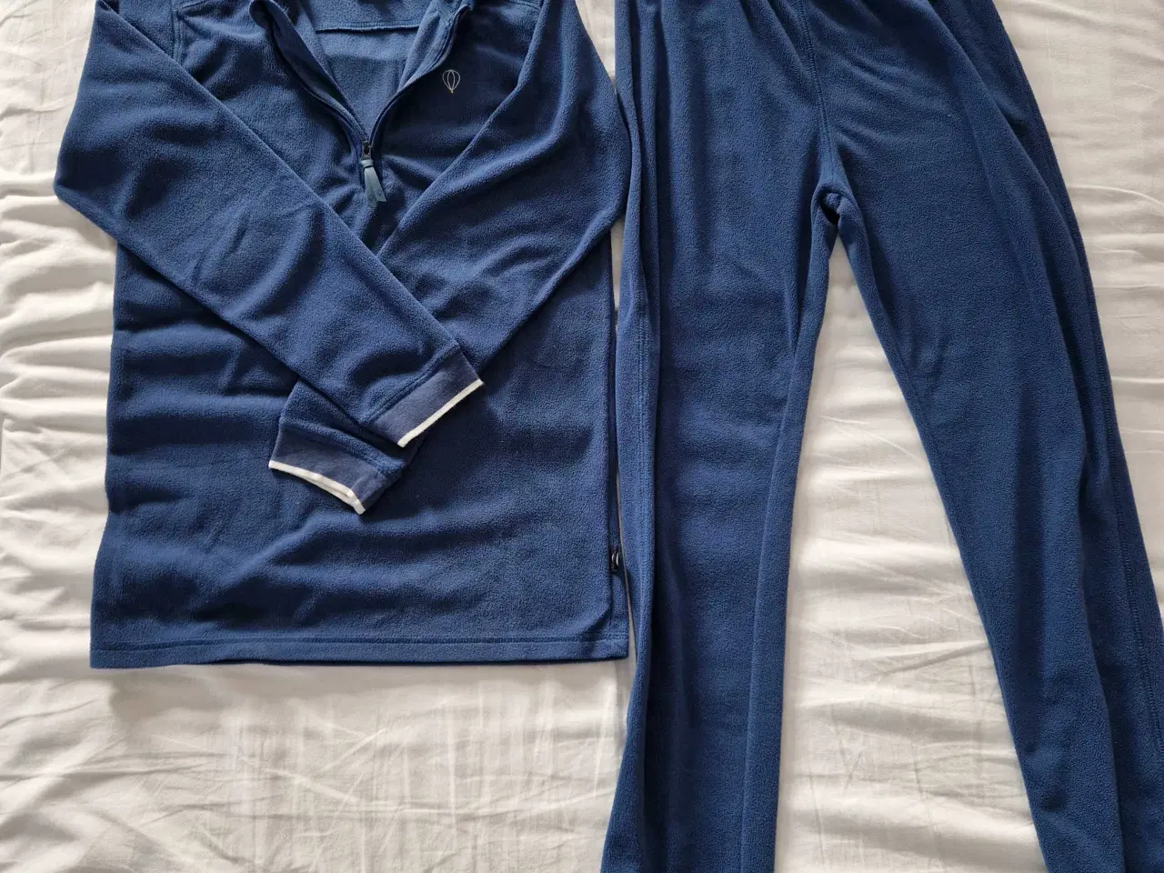 Billede 1 - PDL fleece nattøj str 152